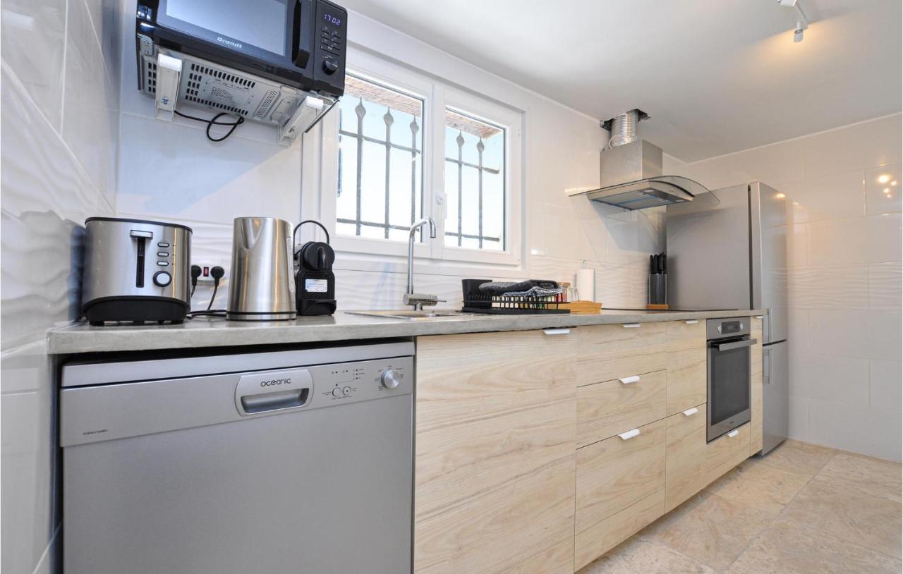 Awesome Apartment In Saint-Jeannet With Kitchen Eksteriør billede